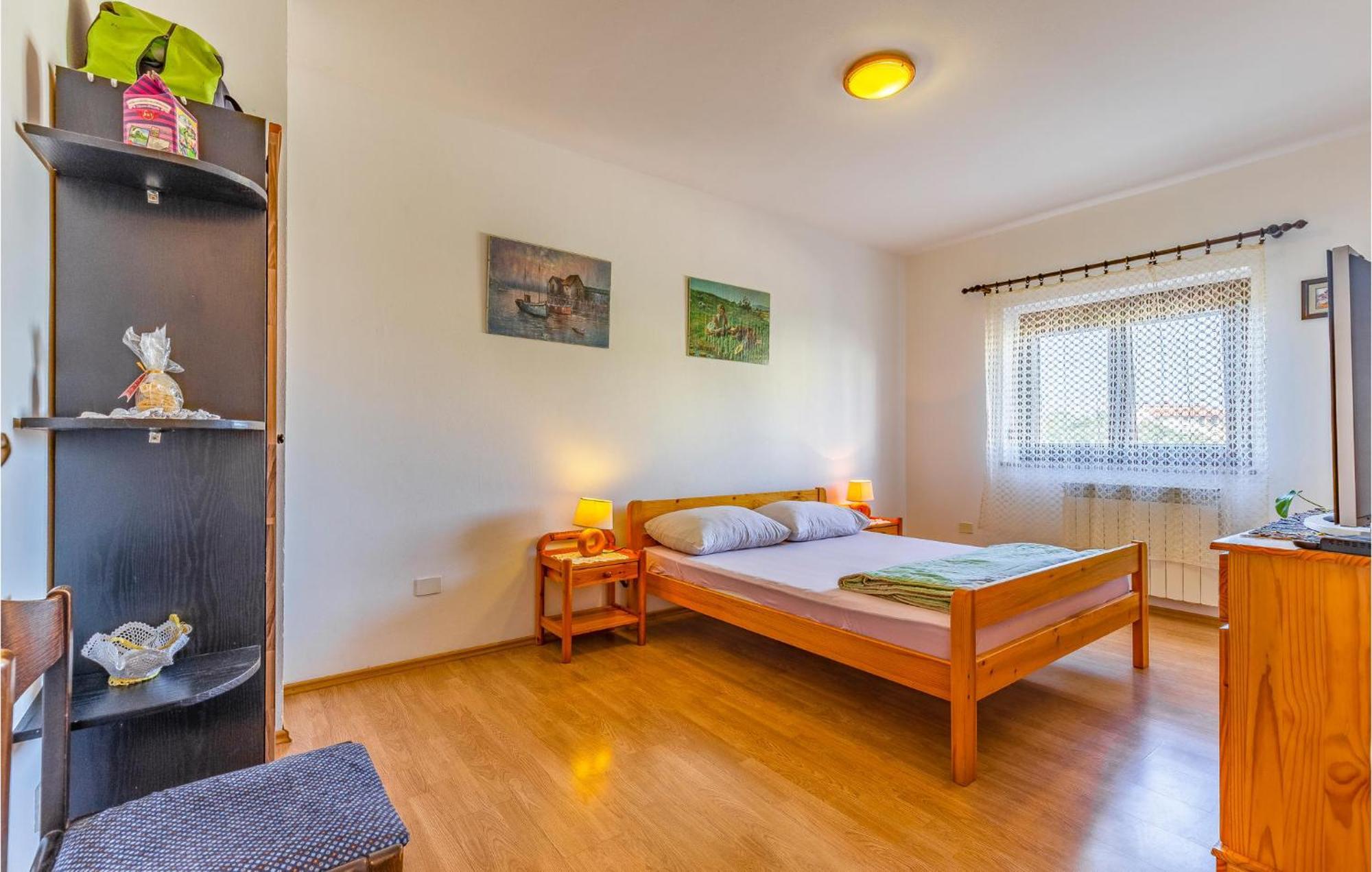 Gorgeous Apartment In Pula With Kitchen Buitenkant foto
