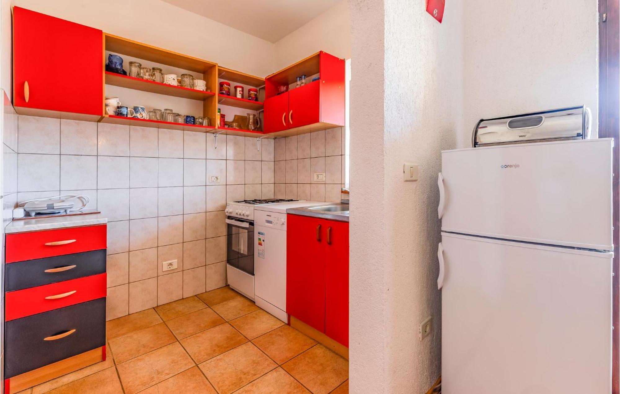 Gorgeous Apartment In Pula With Kitchen Buitenkant foto